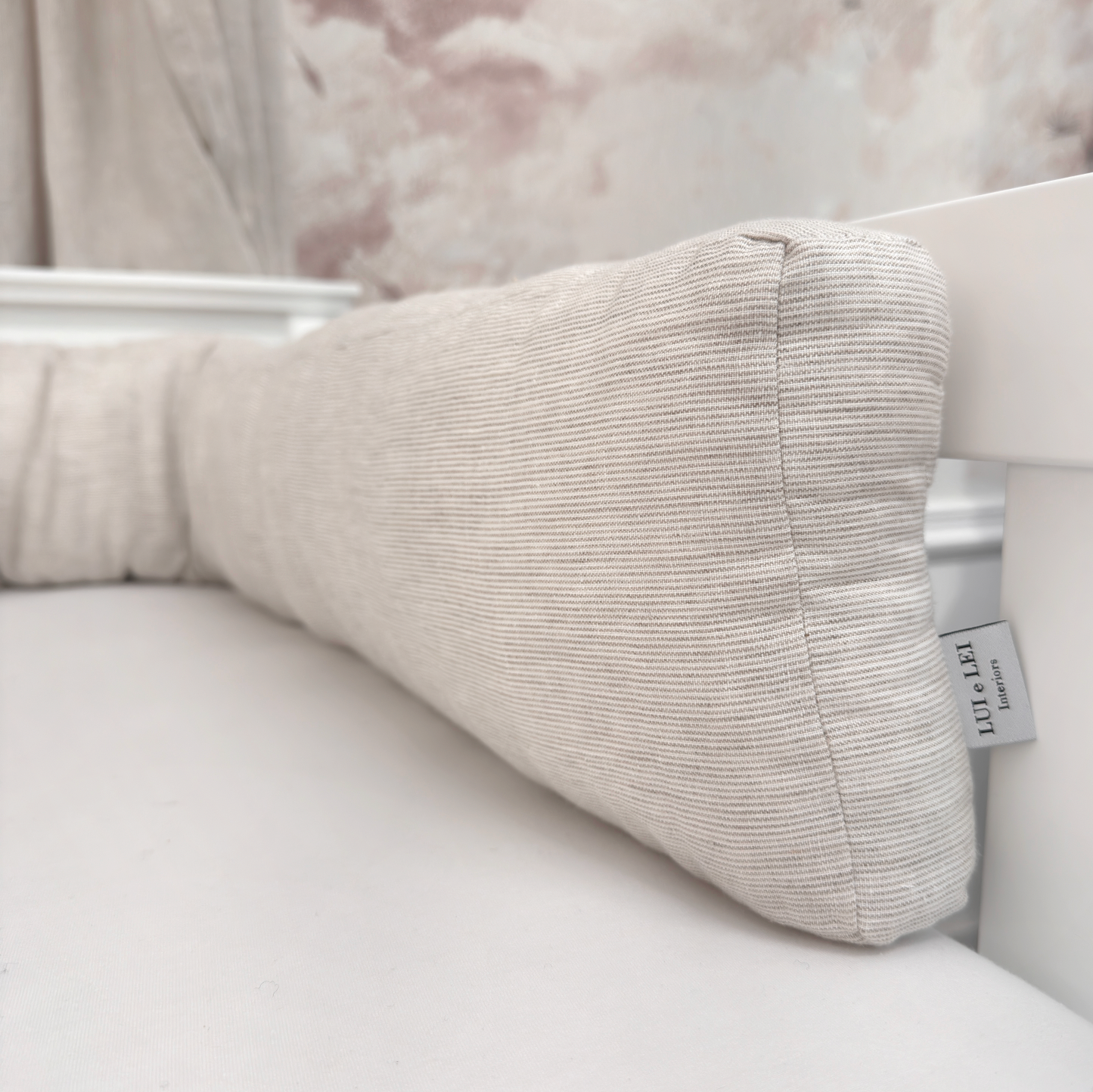 Crib bumper LINESSE premium linen with beige stripes 210cm