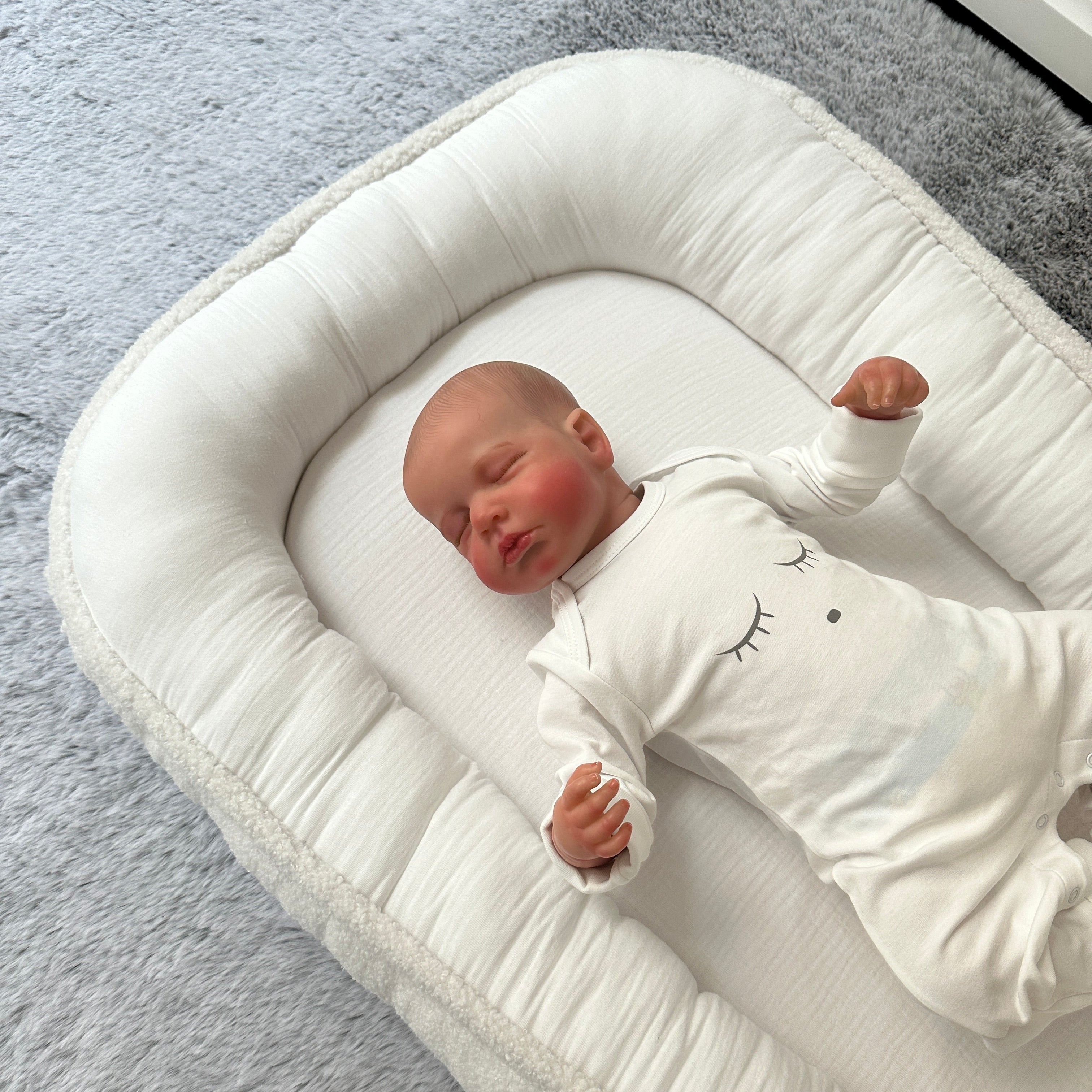 Babynest LOVE YOU weiß | Organische Baumwolle & Bouclé