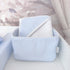 Stoffkörbchen für Babyutensilien hellblau; quadratisches Stoffkörbchen hellblau; Stoffkorb für Wickeltisch; Wickeltischkorb hellblau Stoff; LUI e LEI - Interiors