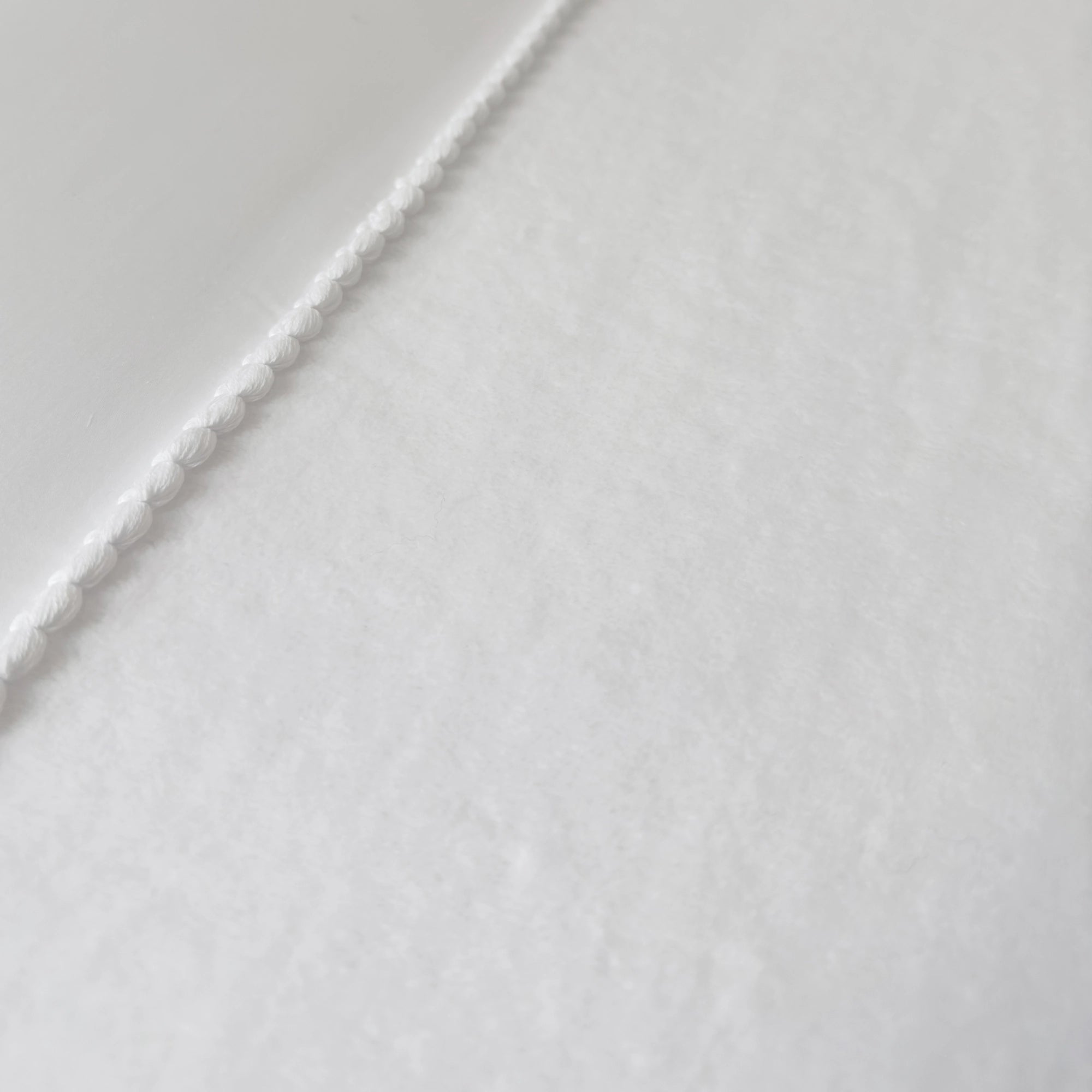 Wickelauflage PEARL White aus Premium Satin-Baumwolle