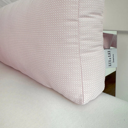 babybettumrandung zart rosa; bettumrandung gitterbett hellrosa; babybett umrandung rosa mit maschen;